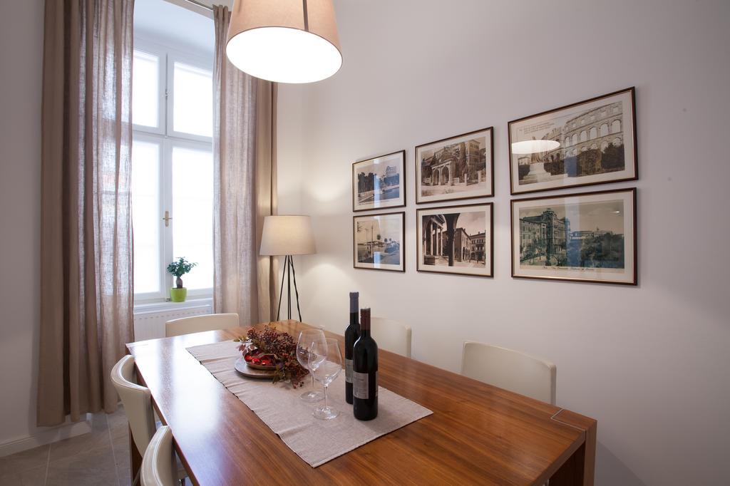 Business Appartements "Villa Muenz" بولا المظهر الخارجي الصورة